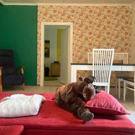 Makiharju - Adorable 1-bedroom Place With A Sauna Apartment
