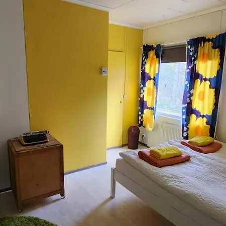 Apartment Makiharju - Adorable 1-bedroom Place With A Sauna *